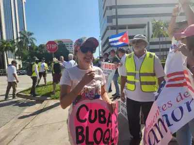 Caravan in miami: "we will not stop fighting against injustice, blockades and attacks on cuba from the us"